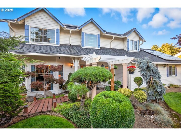 Property Photo:  8715 SW Tachi Ct  OR 97062 