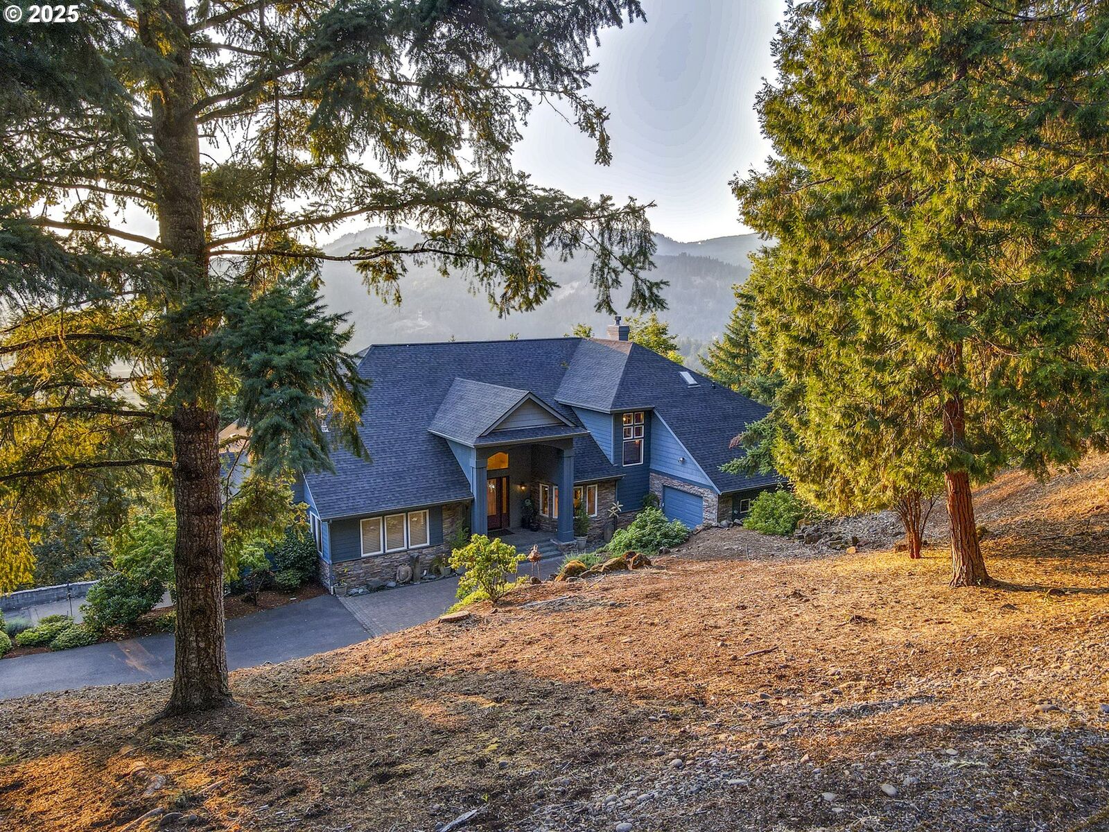 Property Photo:  35662 High Ranch Dr  OR 97478 
