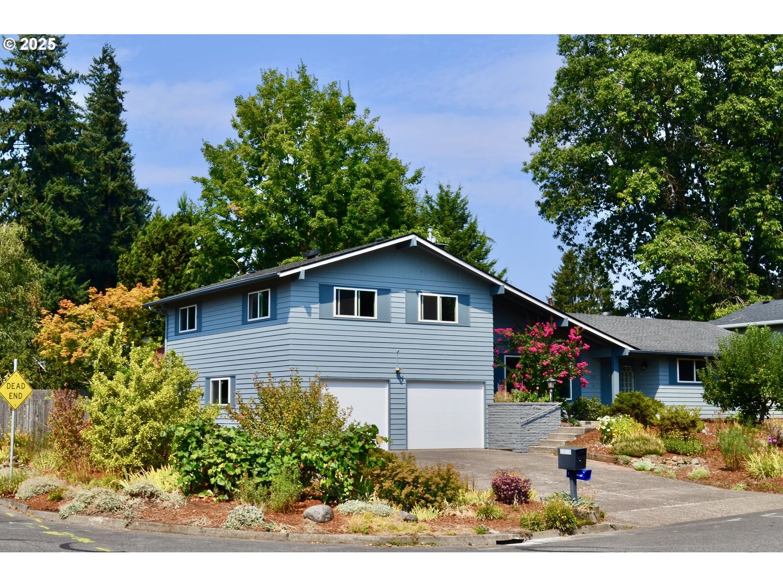 Property Photo: 1218 SE 121st Ave WA 98683