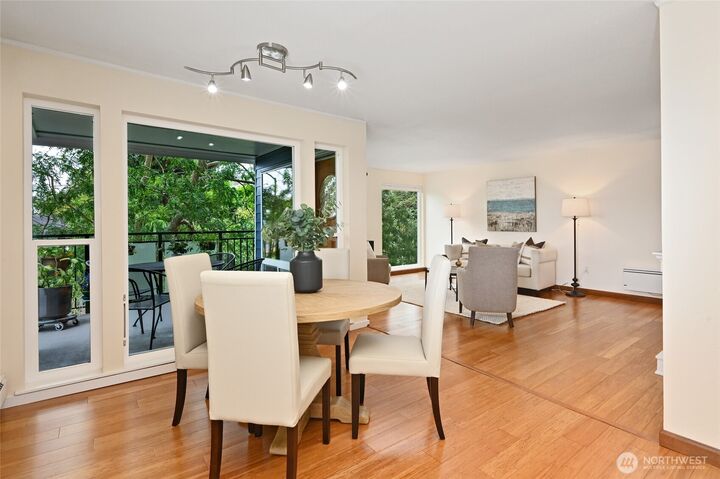 Property Photo: 2510 W Bertona Street 213 WA 98199