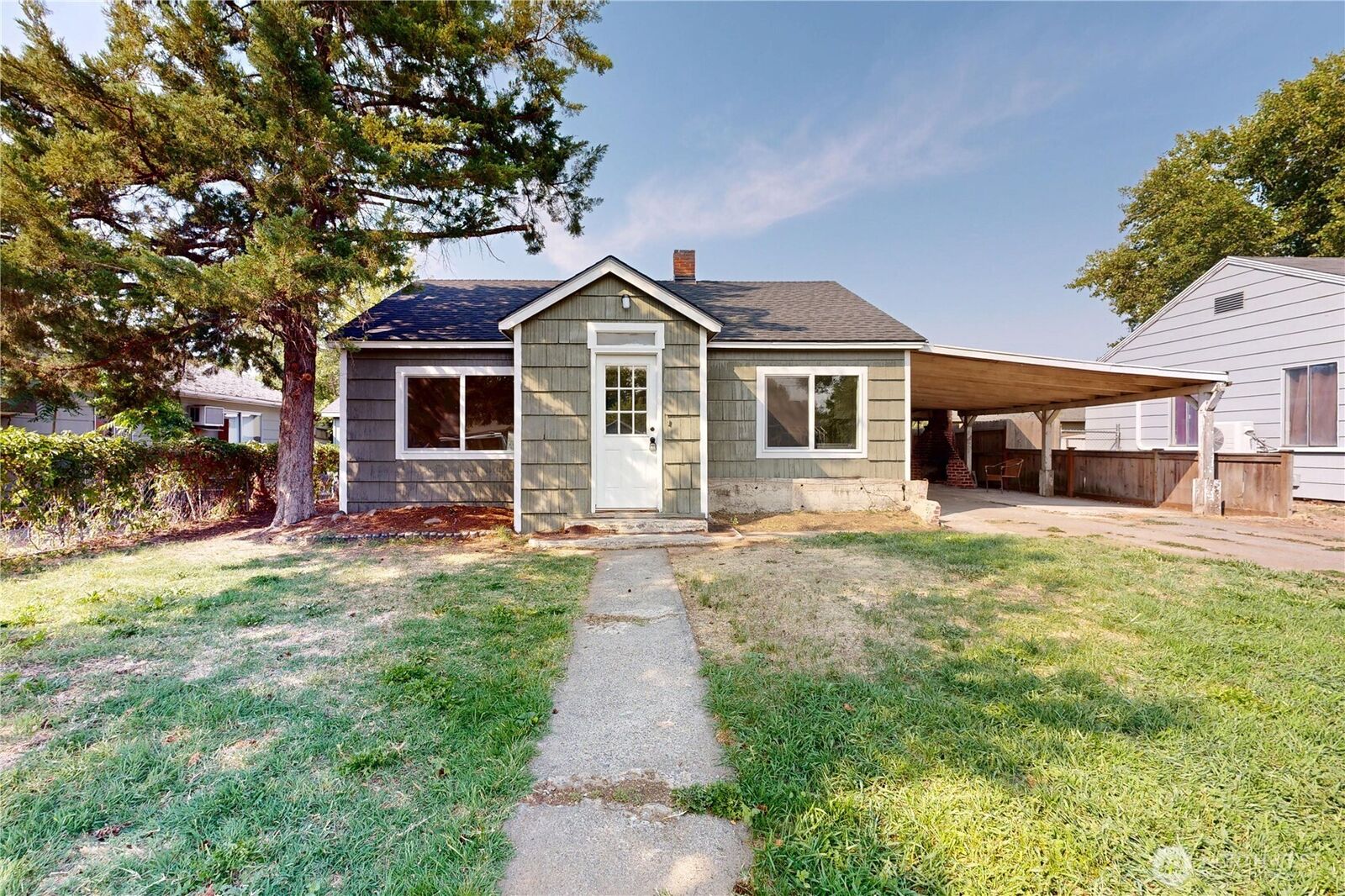 Property Photo:  326 NW 6th Avenue  OR 97862 