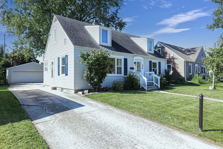 Property Photo: 388 E 13th Street WI 54935-5937
