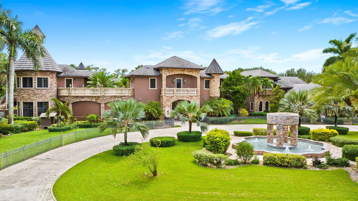 Property Photo: