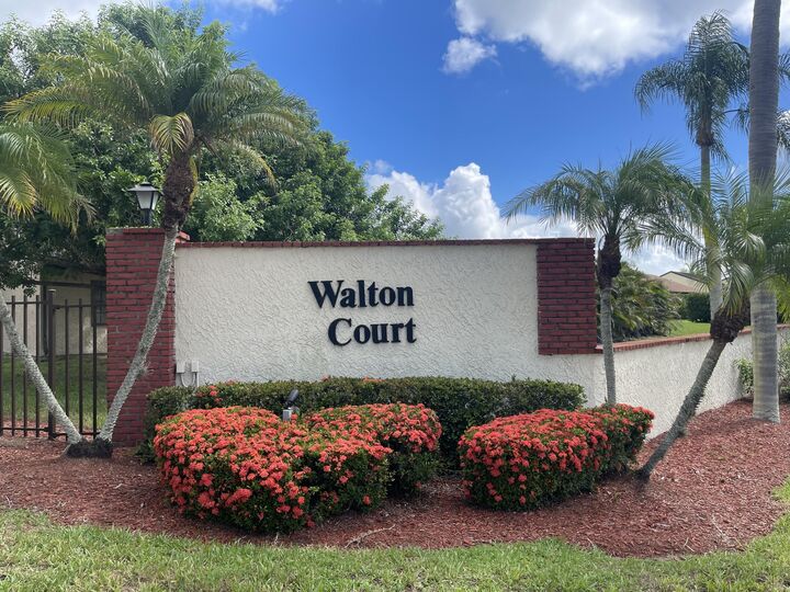 Property Photo:  1302 SE Birmingpost Court  FL 34952 