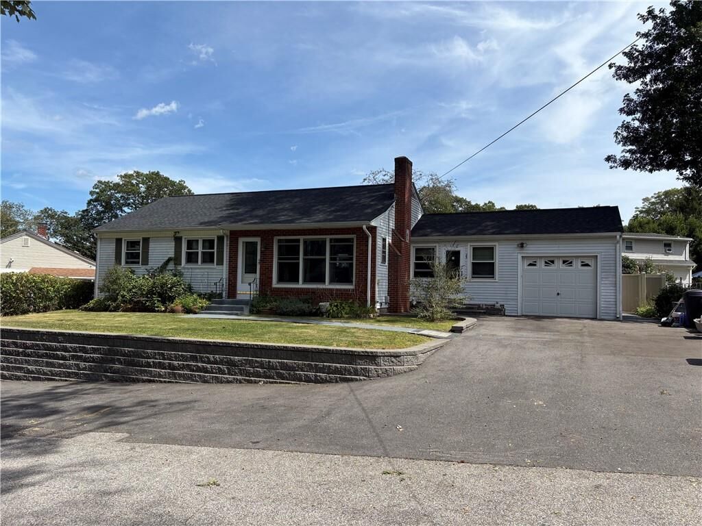 Property Photo:  25 Lockwood Road  RI 02864 