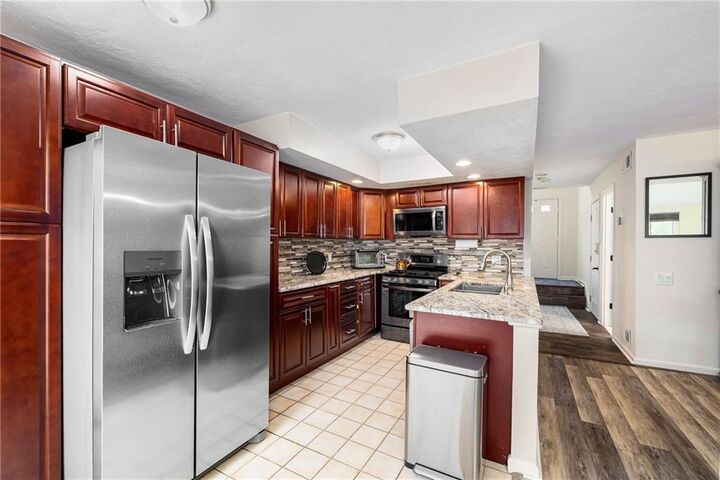 68 Hilltop Drive D  North Providence RI 02904 photo