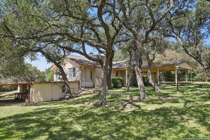 Property Photo: 7222 Wild Eagle TX 78255