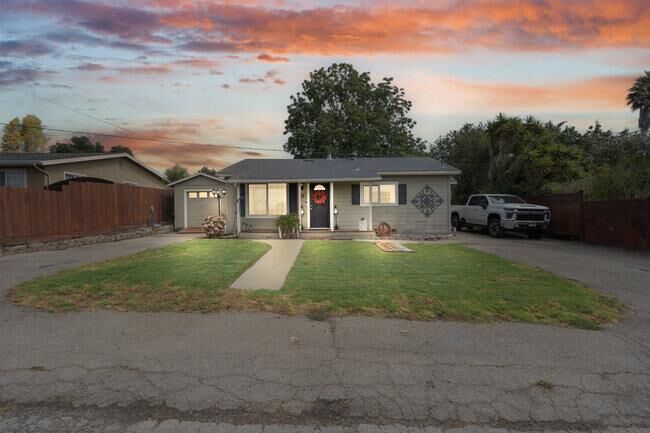Property Photo:  22 Heiner Road  CA 95076 