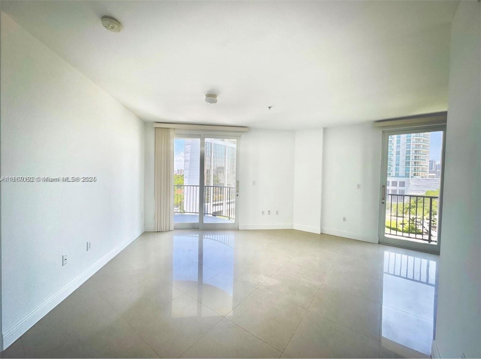 Property Photo:  2701 SW 3rd Ave 503  FL 33129 