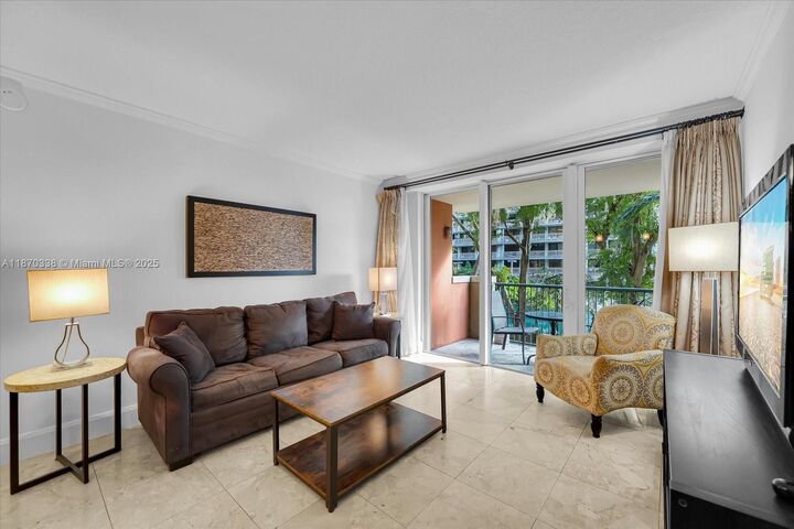 Property Photo:  2951 S Bayshore Dr 307  FL 33133 