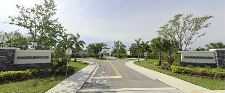 Property Photo: 8719 Antarus Dr FL 33467
