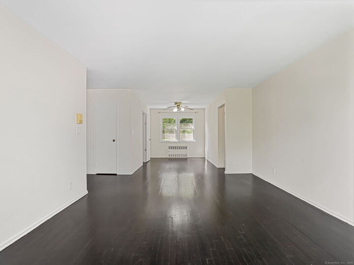 Property Photo: 262 Glenbrook Road 44D CT 06906