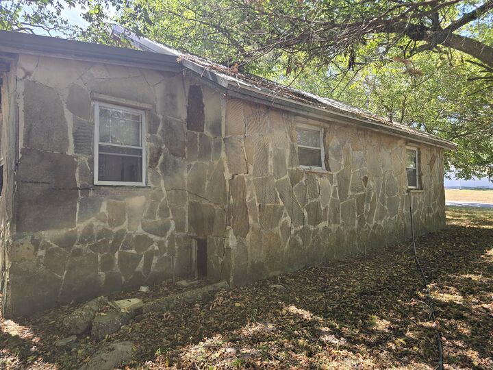 Property Photo:  302 S Ritter Street  MO 65608 
