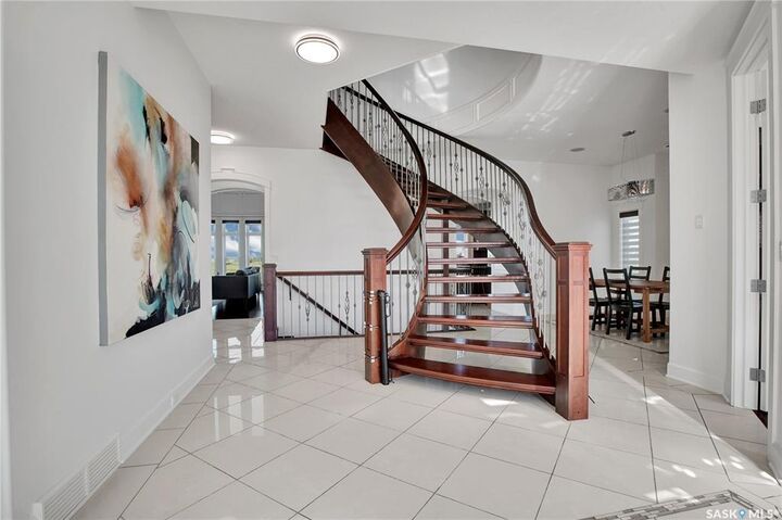 Property Photo: 506 Hogan Green SK S0K 4S1