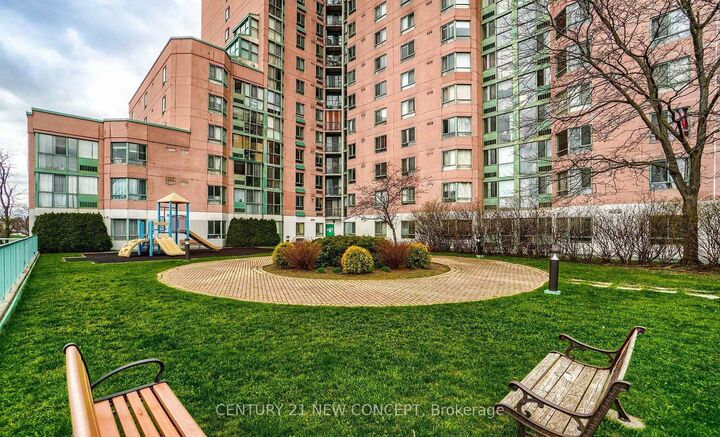 Property Photo:  41 Markbrook Lane Ph11  ON M9V 5E6 