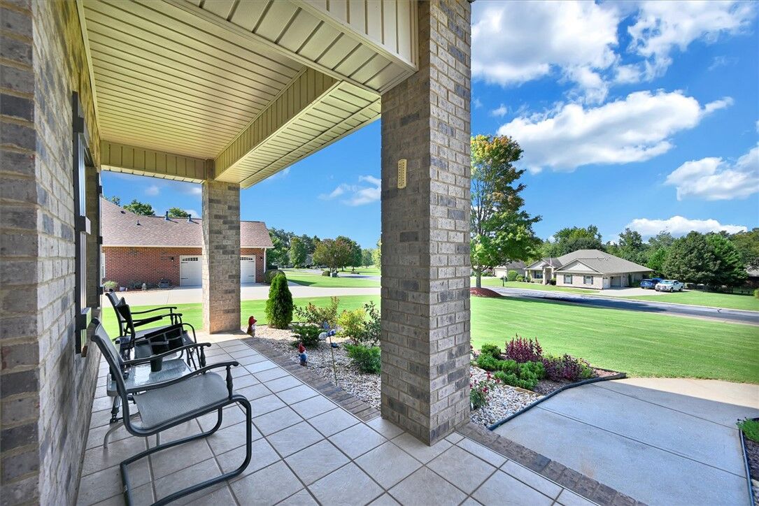 Property Photo: 114 Baybrooke Lane SC 29621