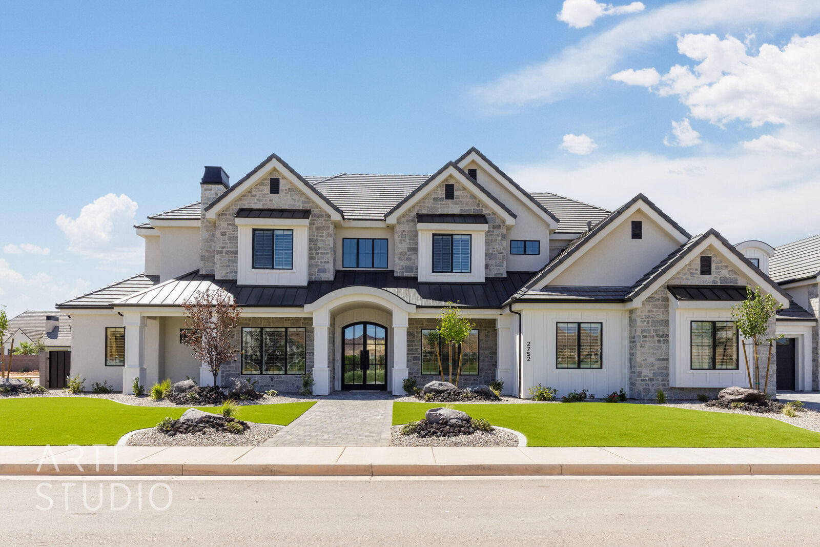 Property Photo: 2752 S 240 W UT 84780