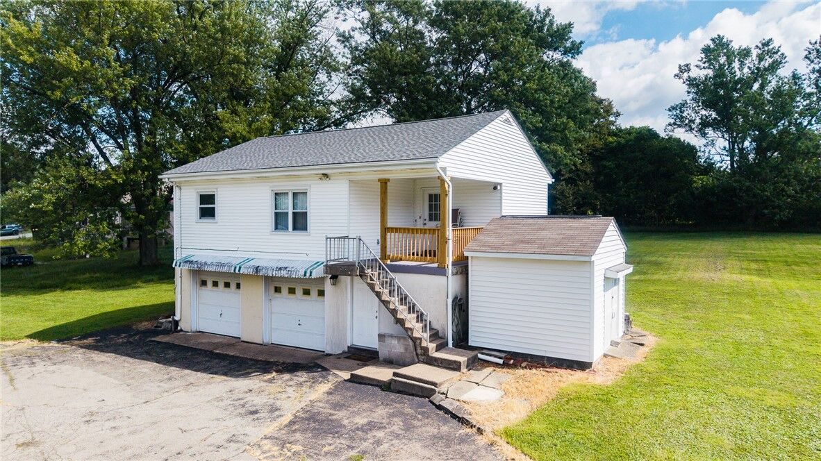 Property Photo: 2736 Reiter Rd PA 15235