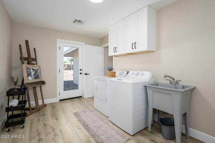 Property Photo: 9702 W Pineridge Drive AZ 85351