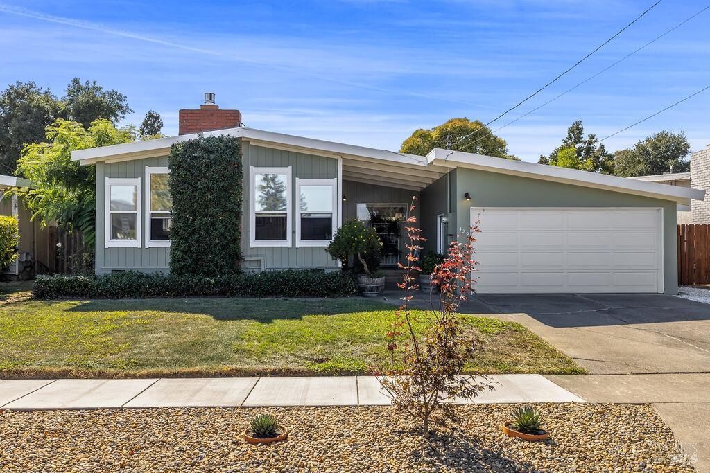 Property Photo: 429 Greenbach Street CA 94559