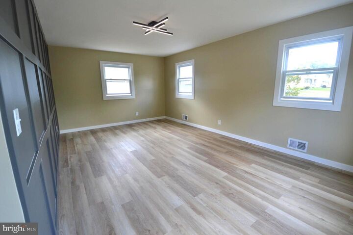Property Photo: 3 Sedgwick Road NJ 08690