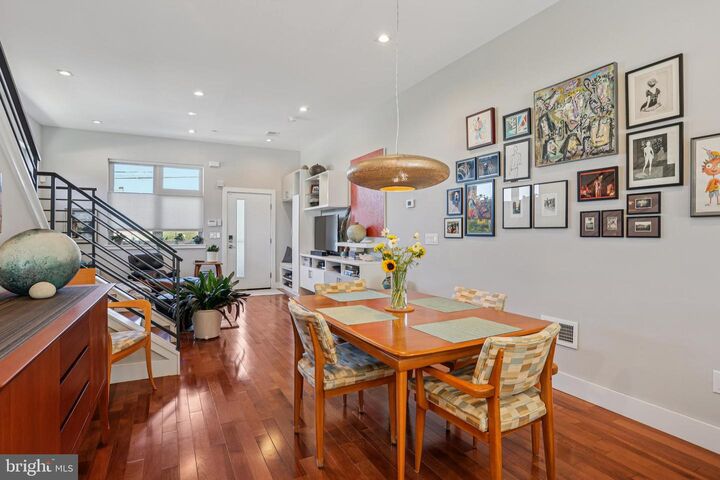 2567 E Thompson Street  Philadelphia PA 19125 photo