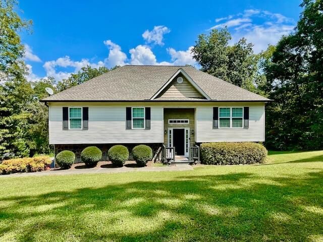 Property Photo: 163 Gladstone Way GA 30740