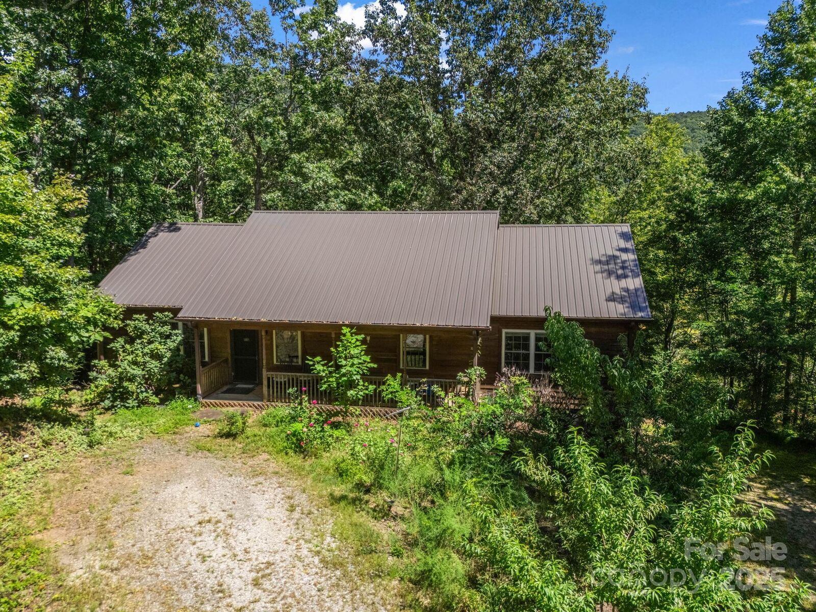 Property Photo: 288 Long Ridge Road NC 28762