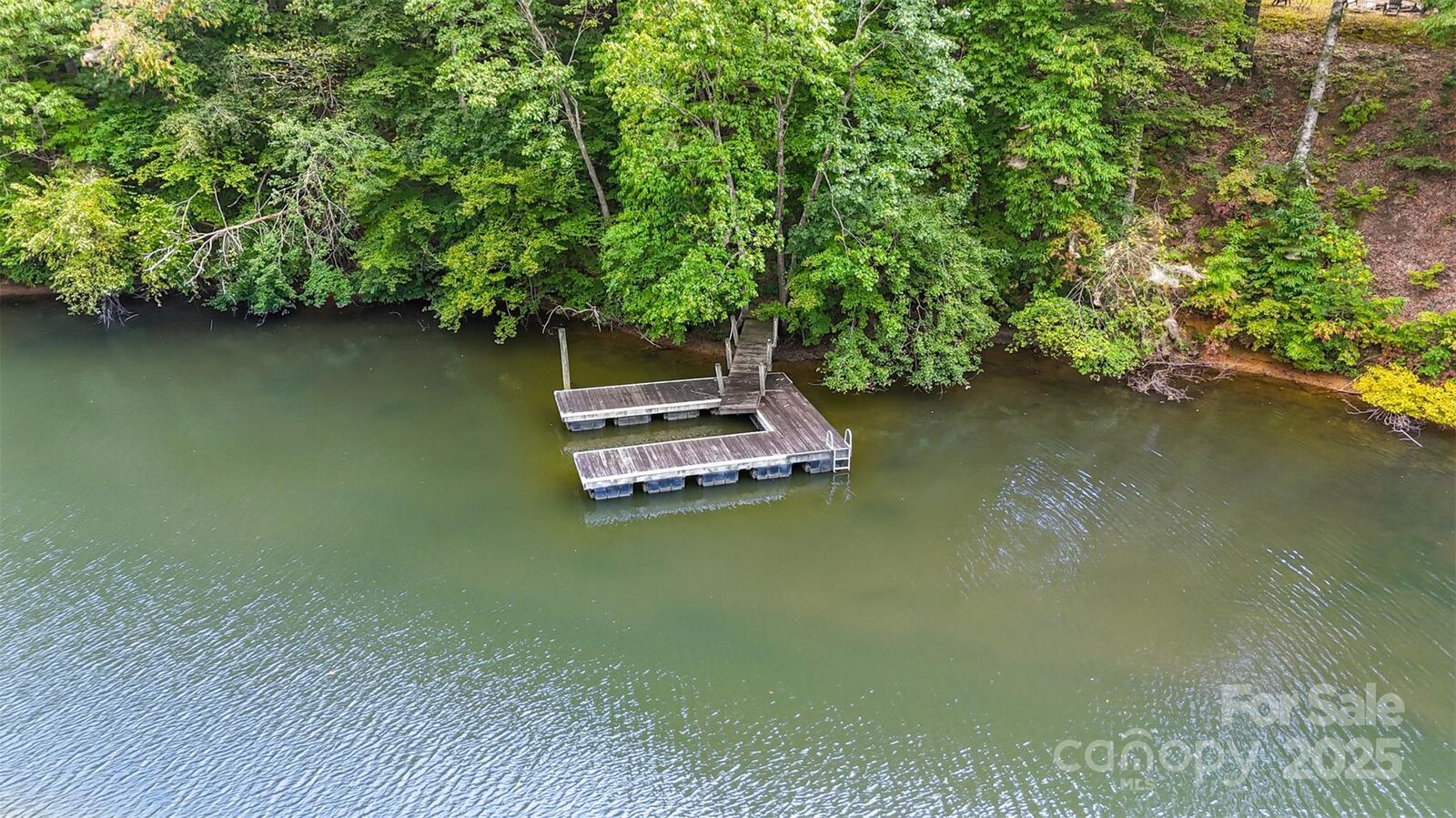 Property Photo:  8068 Summit Ridge Drive  NC 28609 