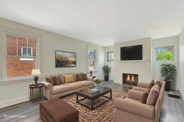 Property Photo: 1225 Amanda Place OH 45205