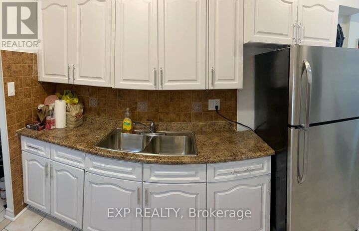 Property Photo:  320 Dixon Road 1813  ON M9R 1S8 