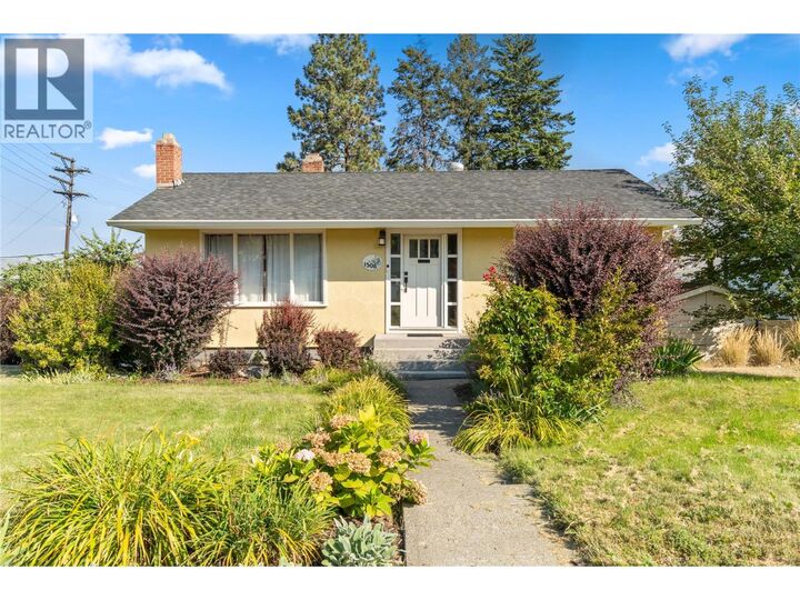 1308 Dominion Crescent  Kamloops BC V2C 2X1 photo