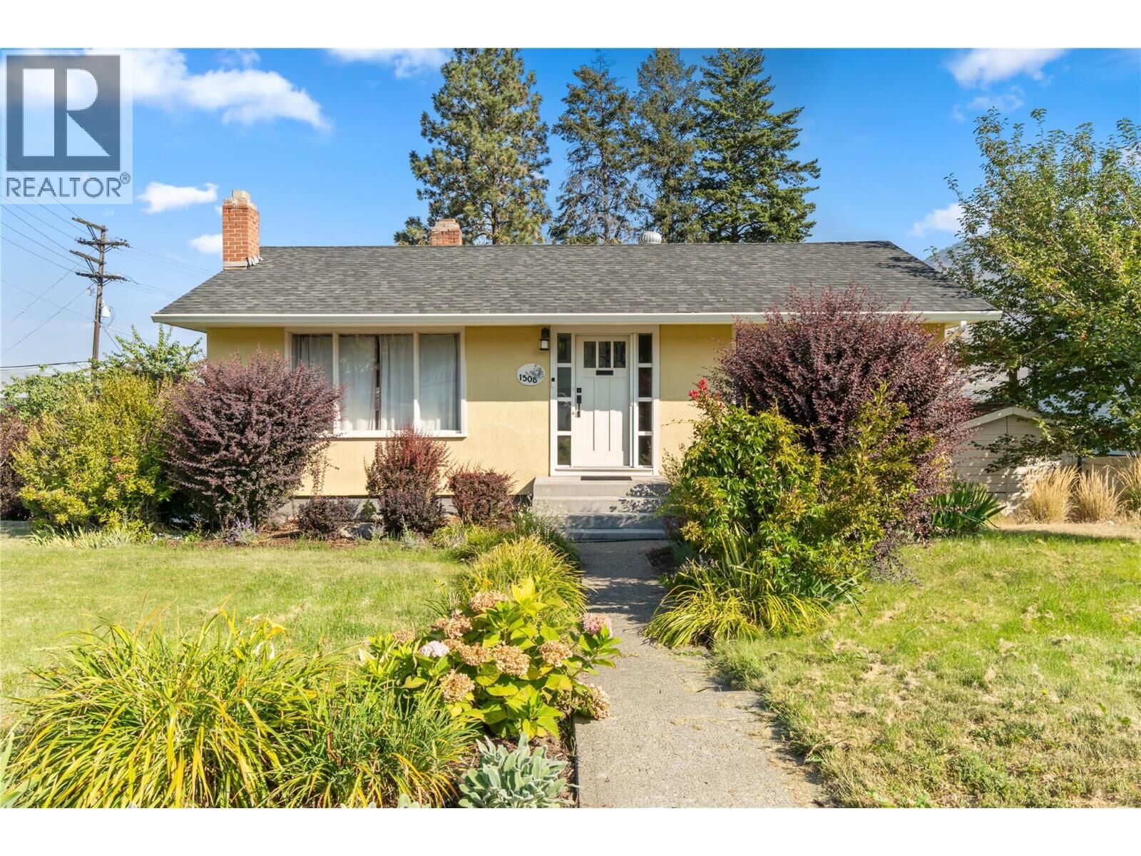 Property Photo: 1308 Dominion Crescent BC V2C 2X1
