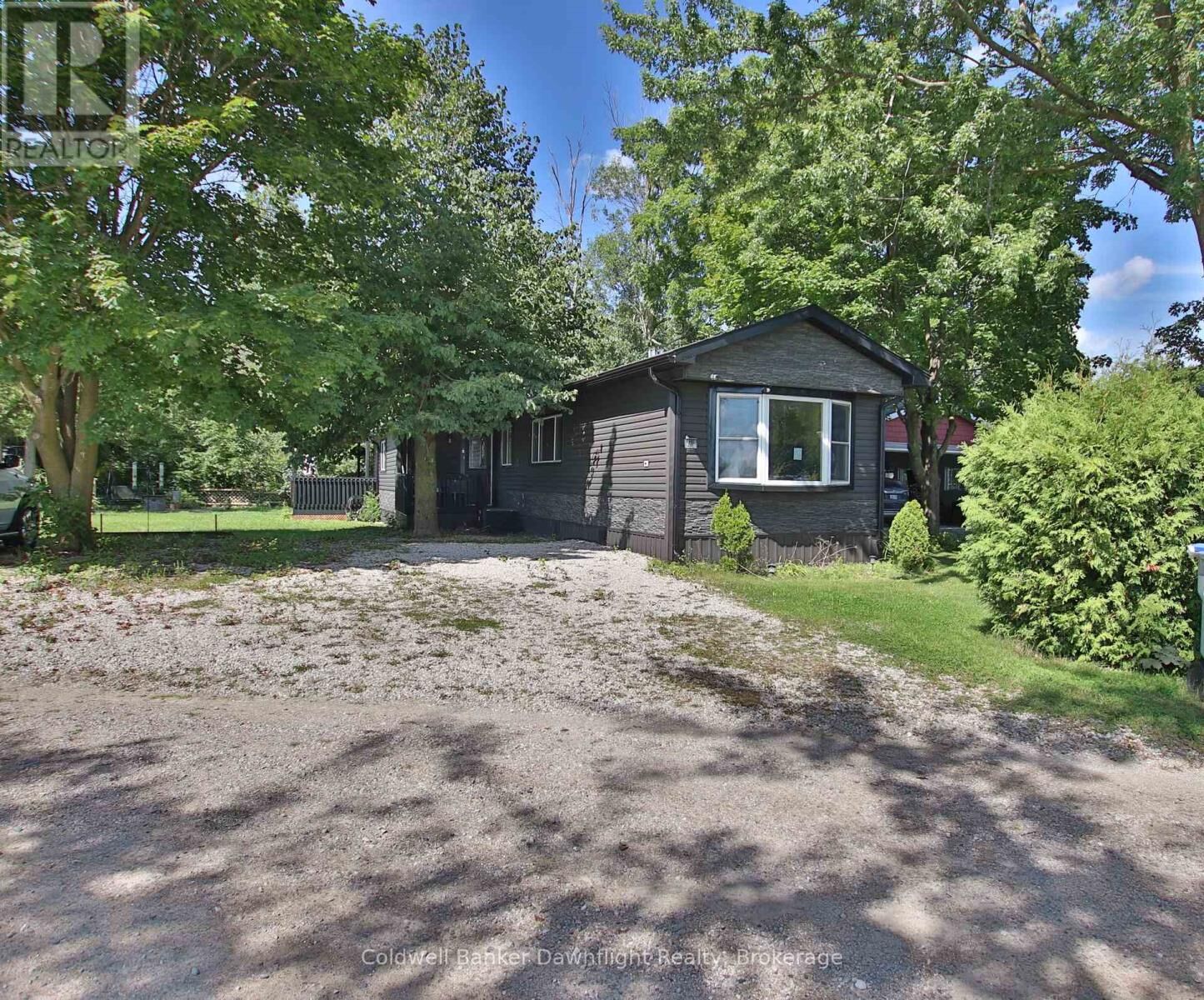 Property Photo: 75049 Hensall Road ON N0K 1W0