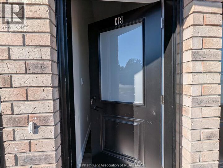 24254 Winter Line 4B  Pain Court ON N0P 1Z0 photo