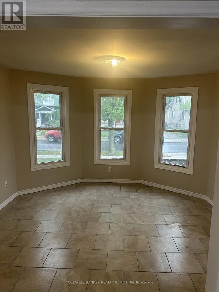 Property Photo:  89 Garner Avenue  ON L3B 2X8 