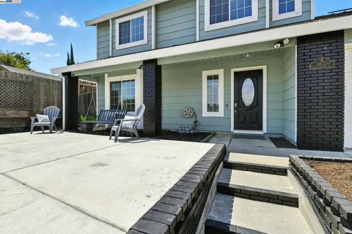 Property Photo: 3672 Sun Maiden Way CA 95843