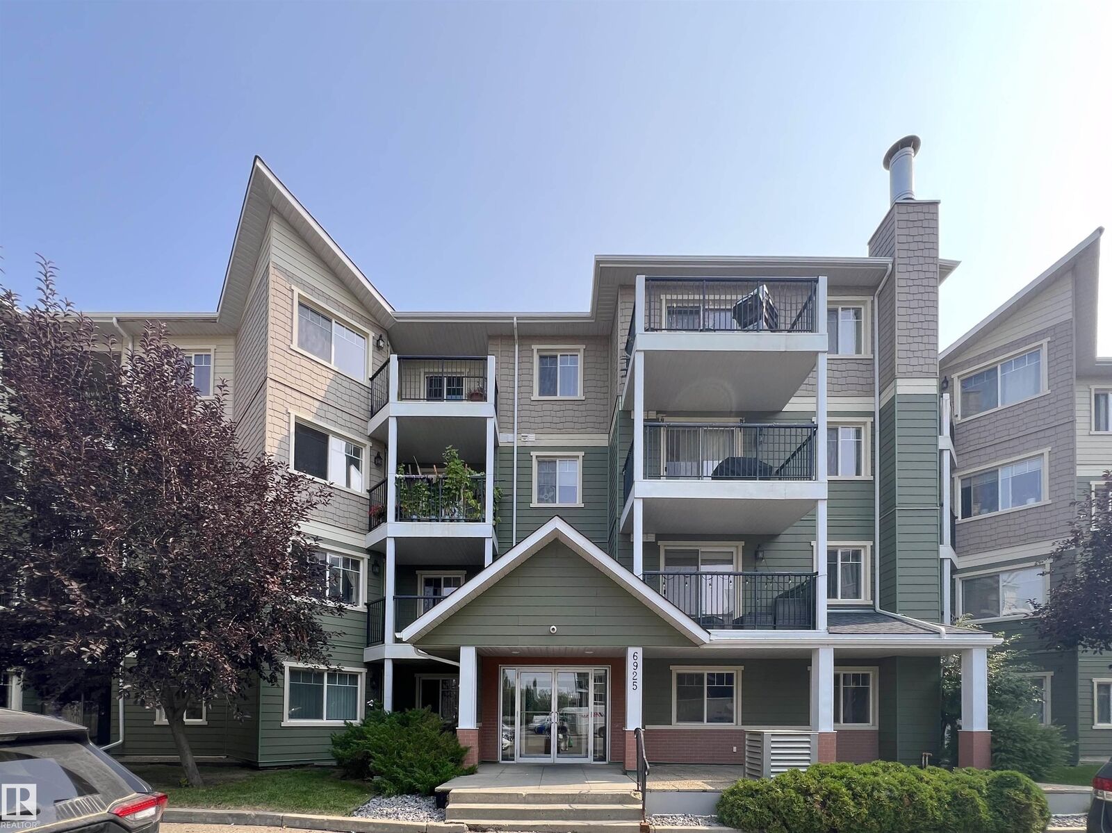 Property Photo: 6925 199 Street NW 311 AB T5T 3X8