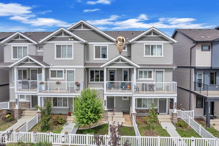 1254 Aster Boulevard NW  Edmonton AB T6T 2N8 photo