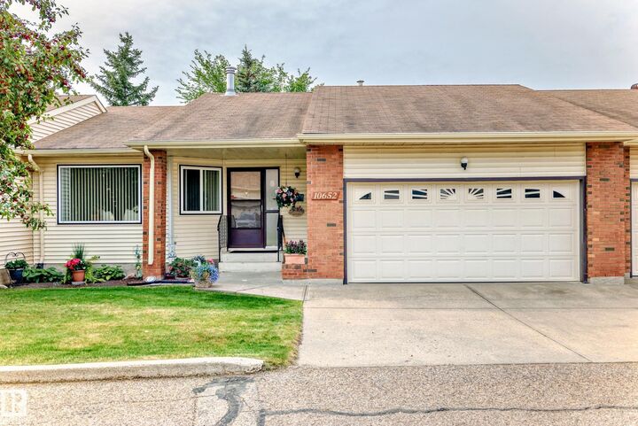 10652 153 Avenue NW  Edmonton AB T5X 5R8 photo