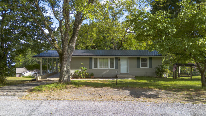 Property Photo: 111 Fairhill Avenue TN 37309