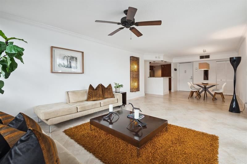 Property Photo: 1170 N Federal Hwy 311 FL 33304