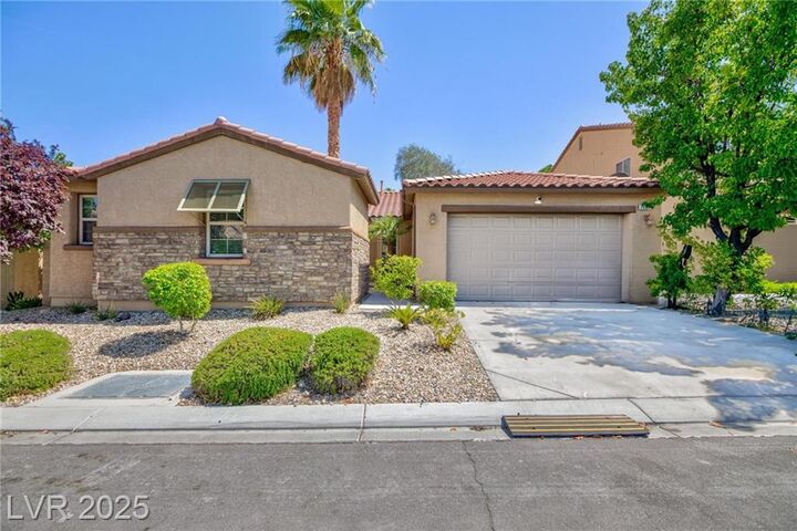 Property Photo: 7609 Slide Rock Avenue NV 89113