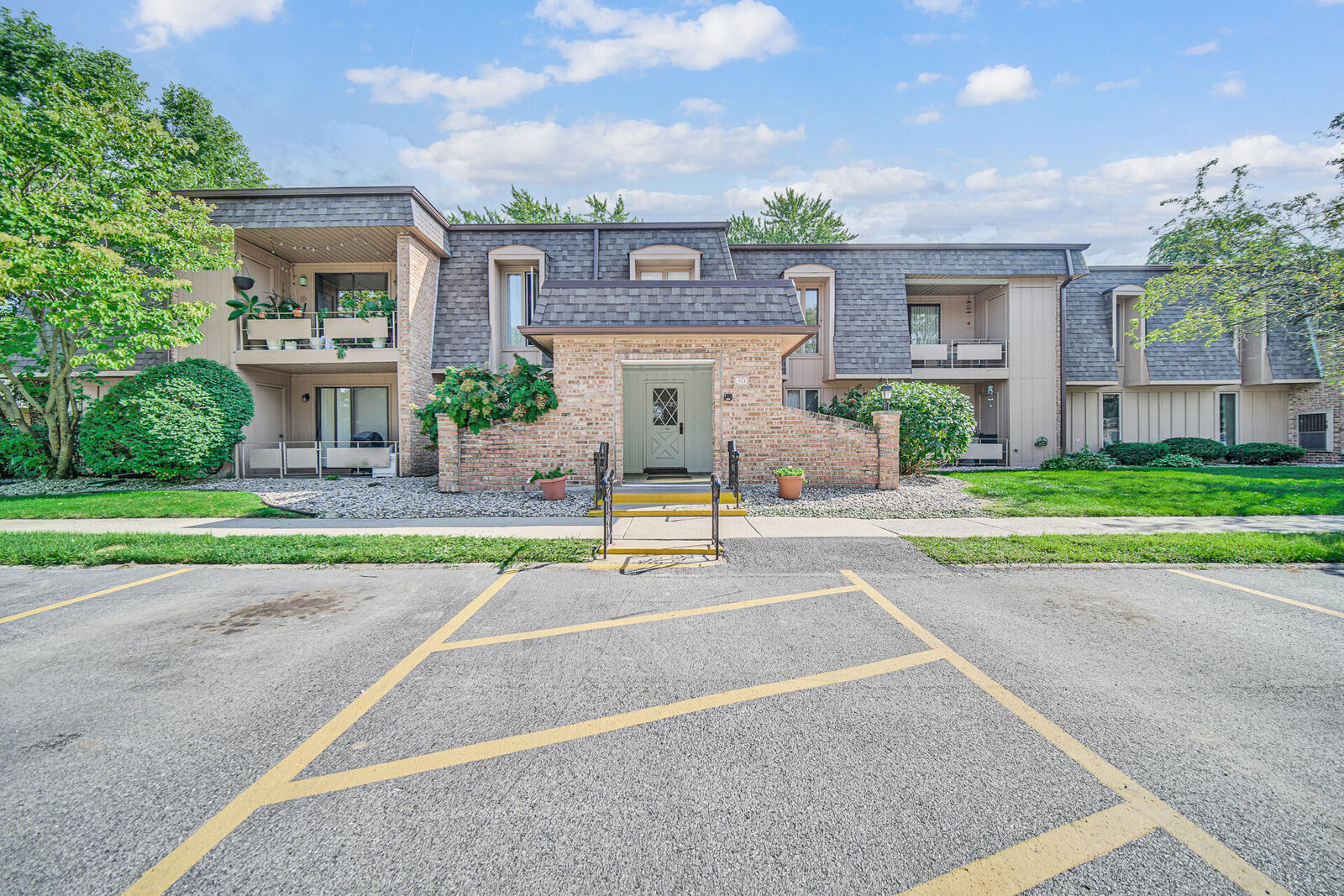 Property Photo:  420 Old Stone Road H-4  IN 46321 