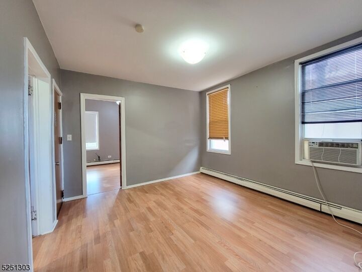 Property Photo:  6 6th St 2  NJ 07029 