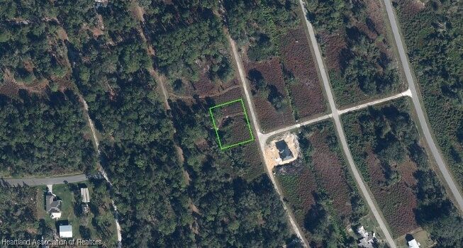 Property Photo: 1038 Redbird Street FL 33852