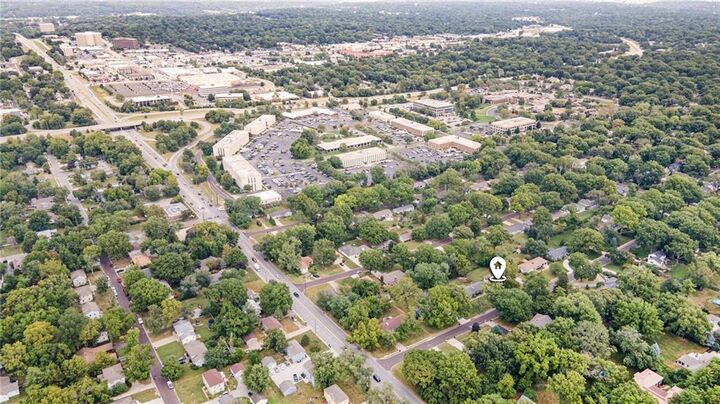 Property Photo:  6914 W 66th Terrace  KS 66202 