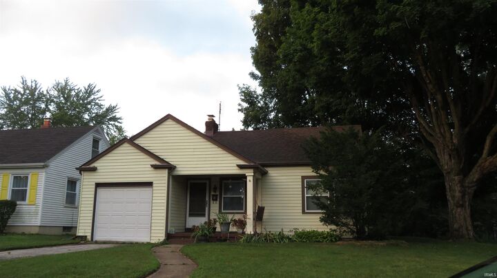 Property Photo:  2137 Owaissa Way  IN 46808 
