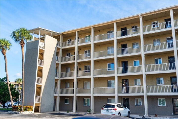 3653 Lake Bayshore Drive J503  Bradenton FL 34205 photo