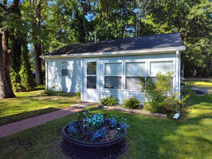 Property Photo: 2251 Hemlock Road MI 49082